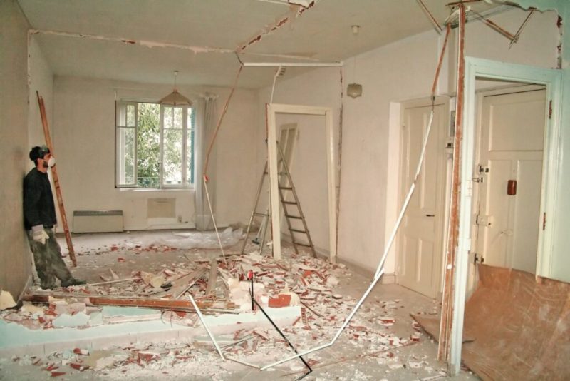 Как правильно выполнить ремонт квартиры своими руками?